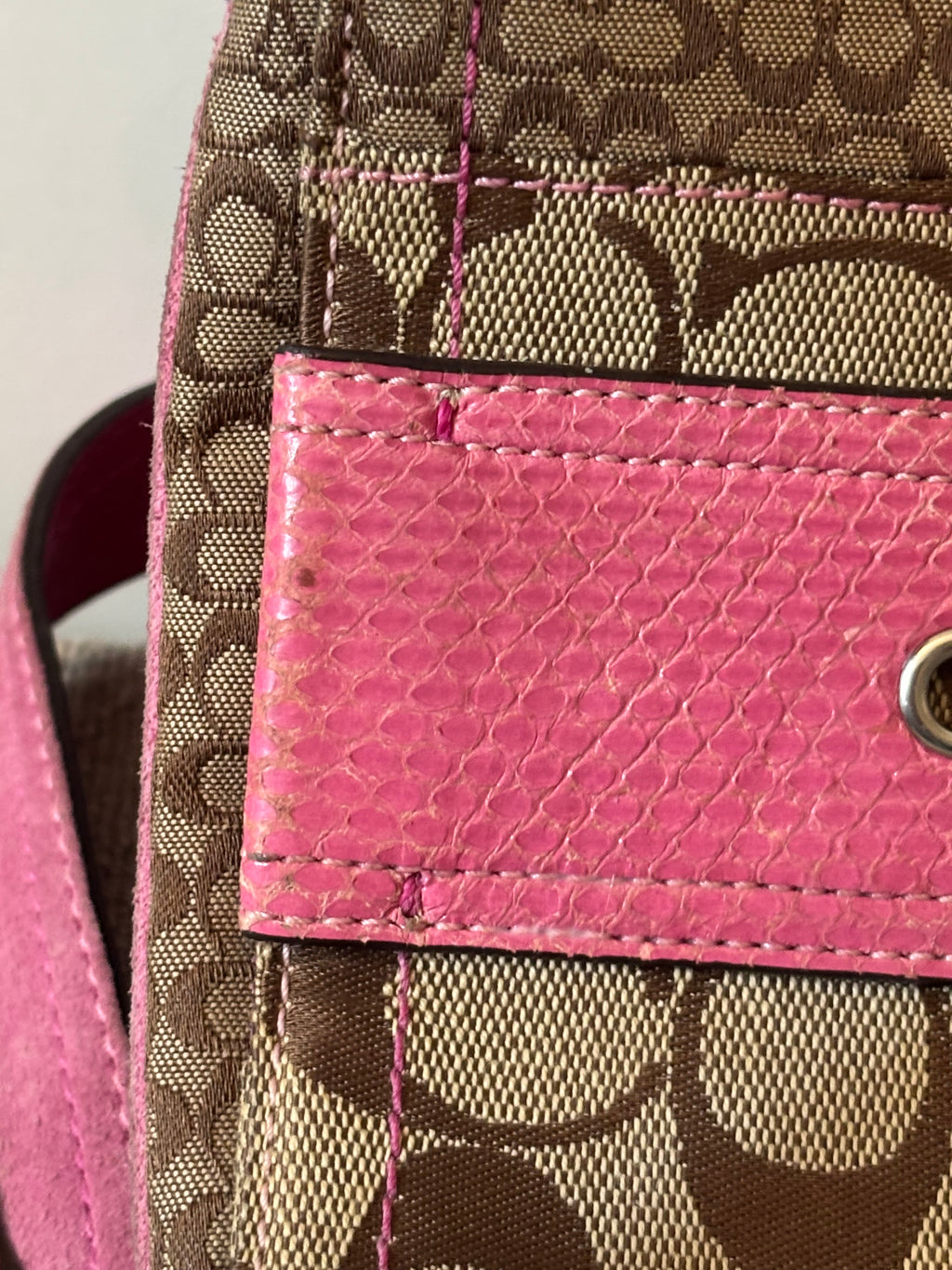 Vintage Coach Pink Patchwork Buckle Crossbody Bag 3690