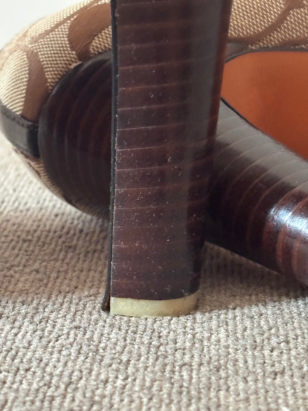 Vintage Coach Signature Peep-Toe Platform Pumps – Size 8.5